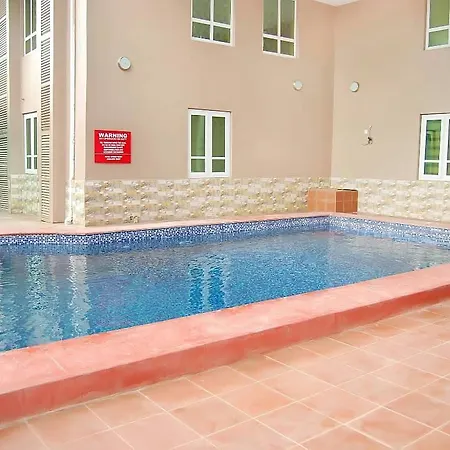 Gold Crown Hotel 3*